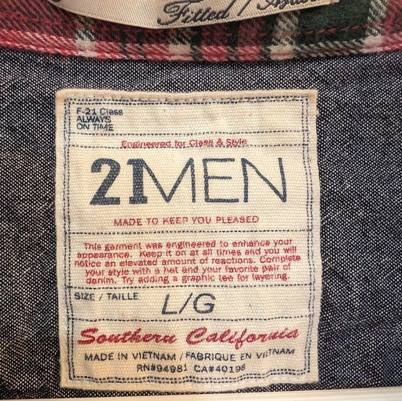 button down flannel 21 Men - Picture 2 of 6